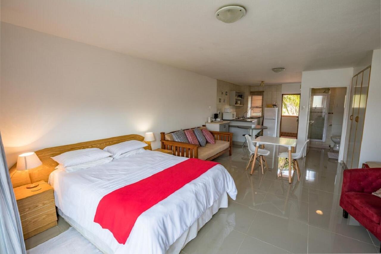 Wild Rocks Guest house Richards Bay
